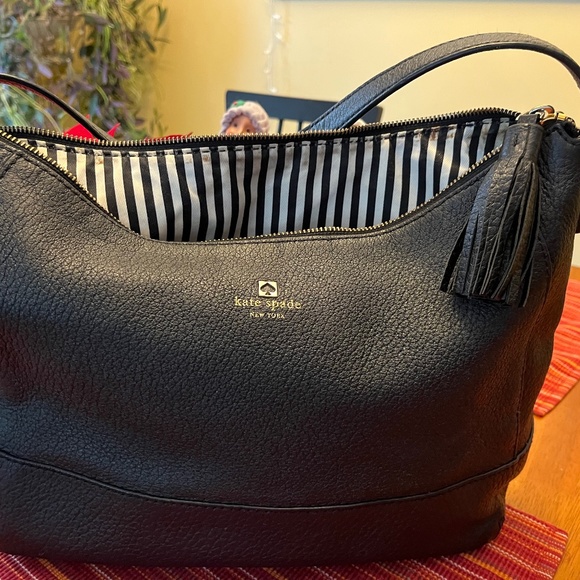 kate spade Handbags - Kate Spade Black Leather Shoulder Bag